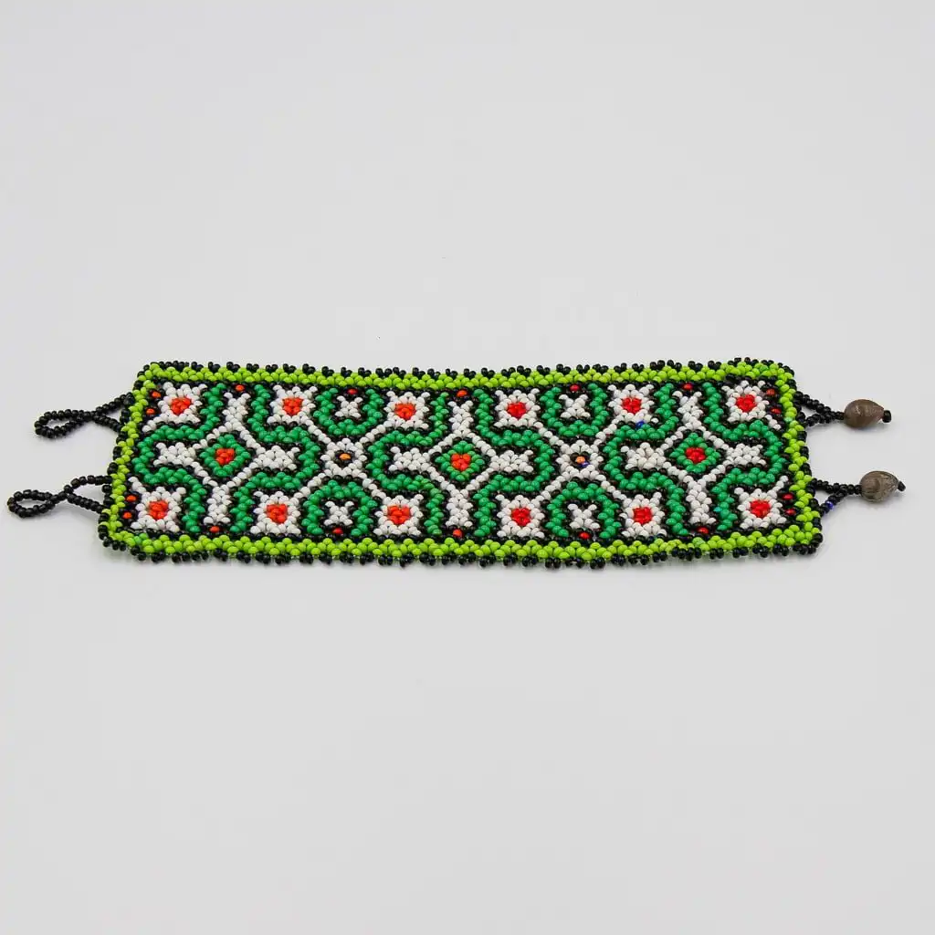 006-0018-armband Shipibo Bracelet - green/white - Image 1